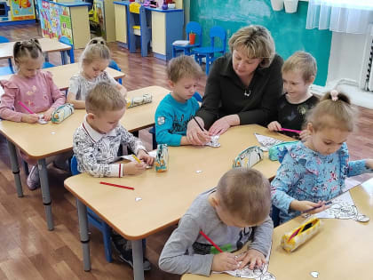 В Краснооктябрьской библиотеке читали, слушали и творили