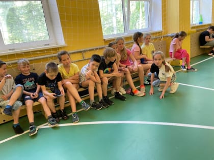 9 июня нормативы испытаний ВФСК «ГТО» сдавали ребята из летнего оздоровительного лагеря «Зернышко» Серединской СОШ