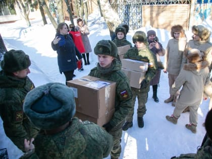 Партию дополнительной помощи отправили бойцам воспитанники и педагоги детских образовательных учреждений округа
