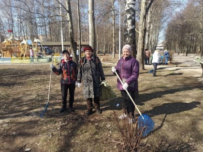 Члены Общественной палаты го Долгопрудный вместе с членами общественных организаций города приняли активное участие в первом городском субботнике 2023 года!