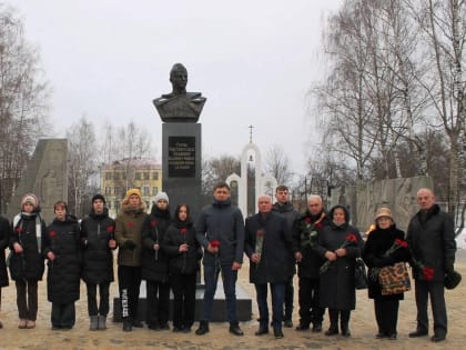 г.о.Ступино .100 лет со дня рождения Героя Советского Союза гвардии лейтенанта Владимира Фомича Полякова