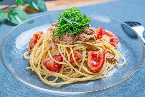 トマトとツナの冷製パスタ