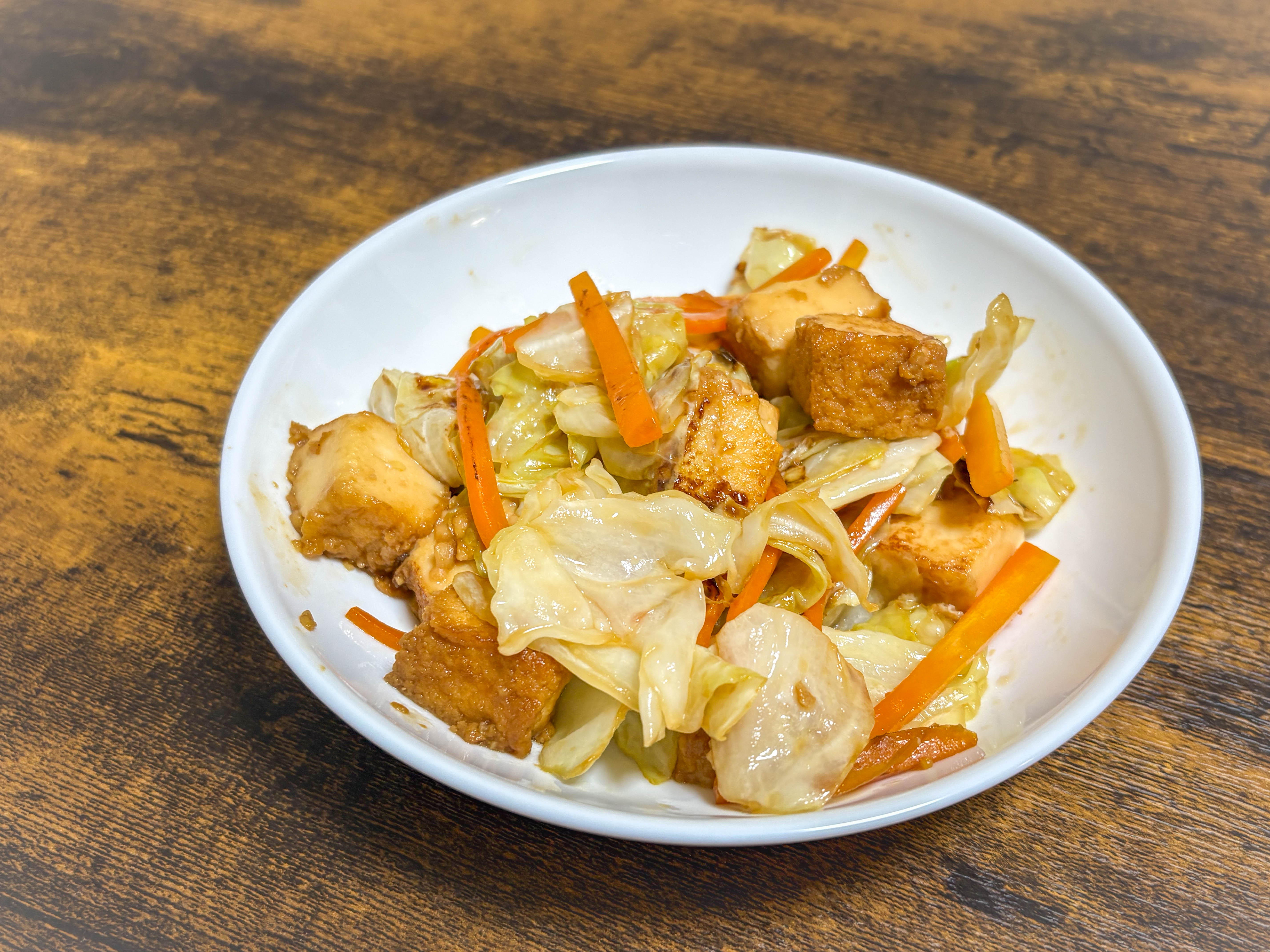 厚揚げとキャベツの中華炒め