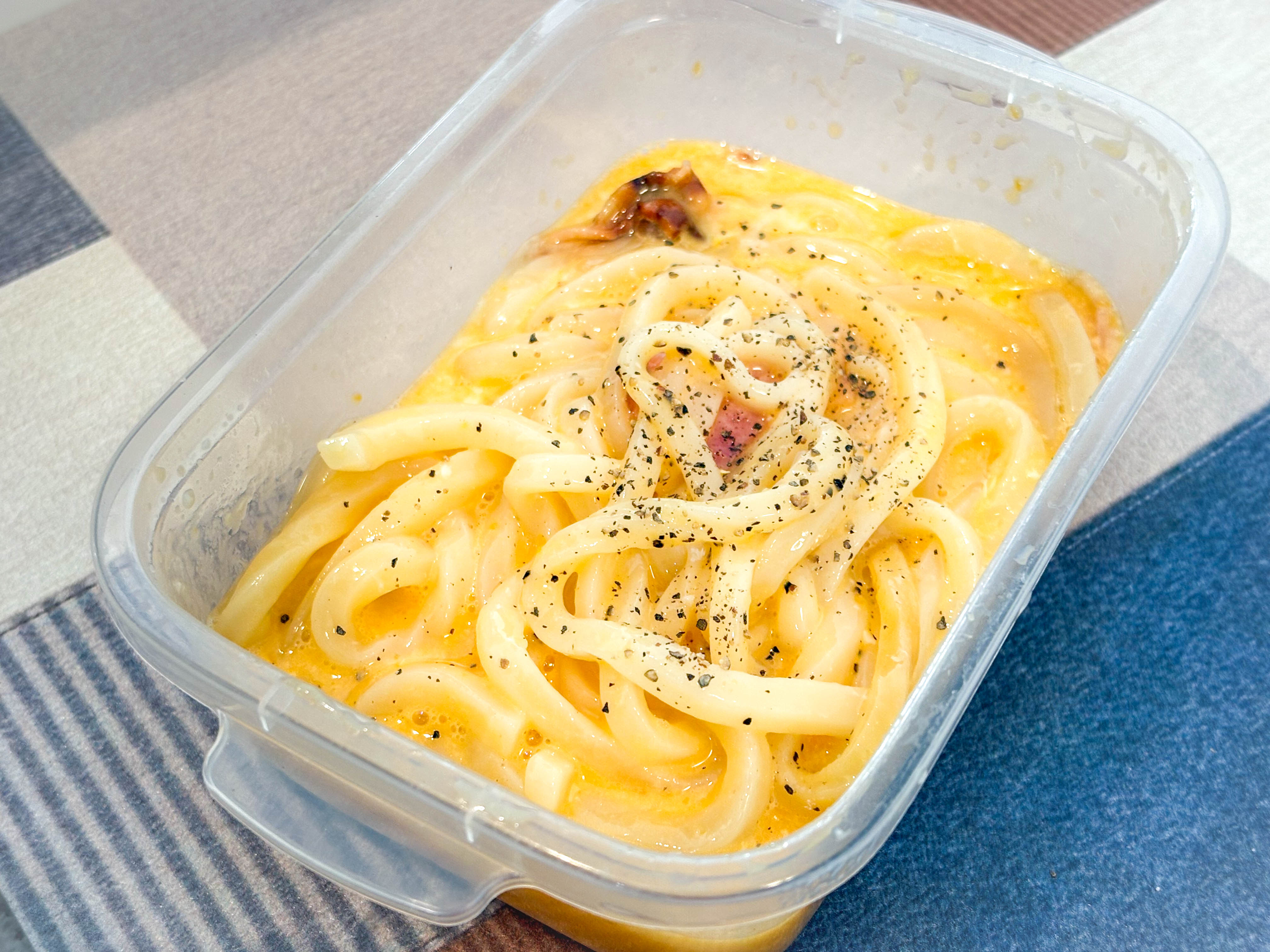 レンジで簡単！とろとろ濃厚カルボうどん