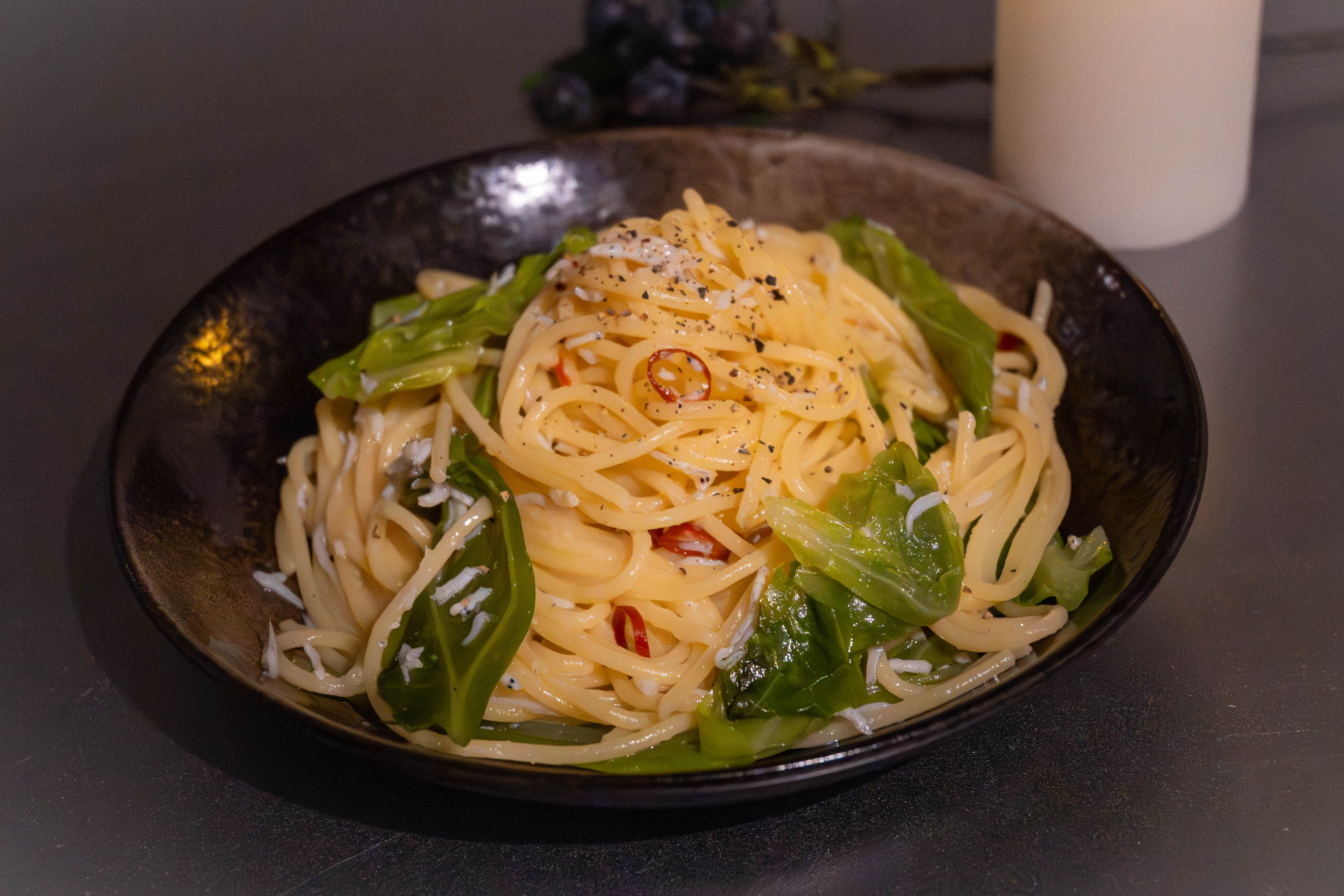 【ワンパン】しらすとキャベツのペペロンチーノ