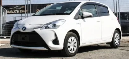 TOYOTA VITZ HYBRID