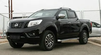 NISSAN NAVARA