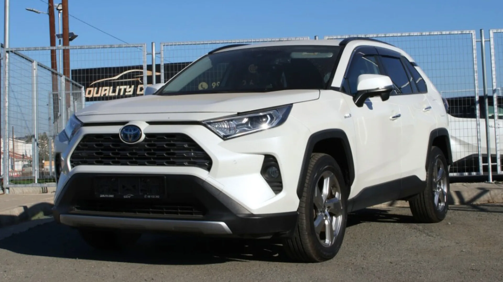 TOYOTA RAV4 HYBRID