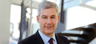 Portrait of CFO Oliver Albrecht