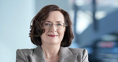 CFO Dr. Cornelia Ballwießer