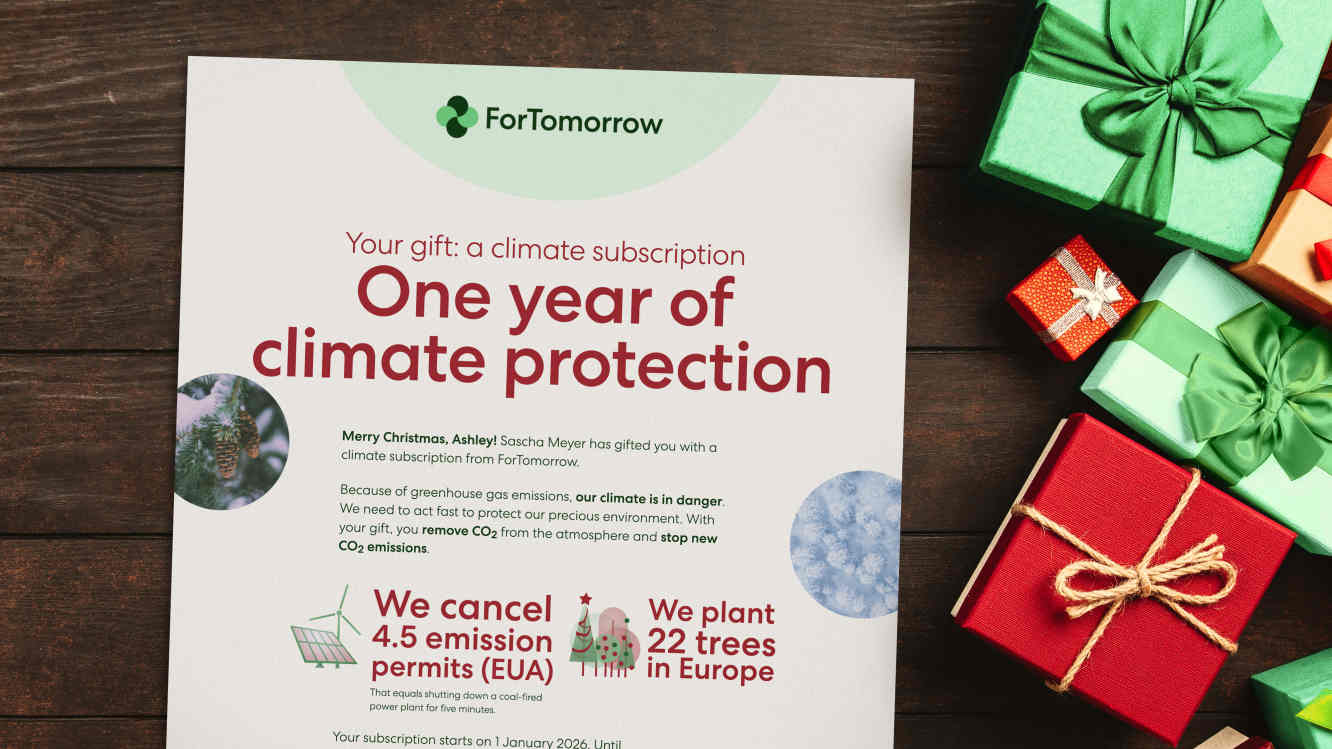 Certificate with heading: 'Your gift: a climate subscription. One year of climate protection.'