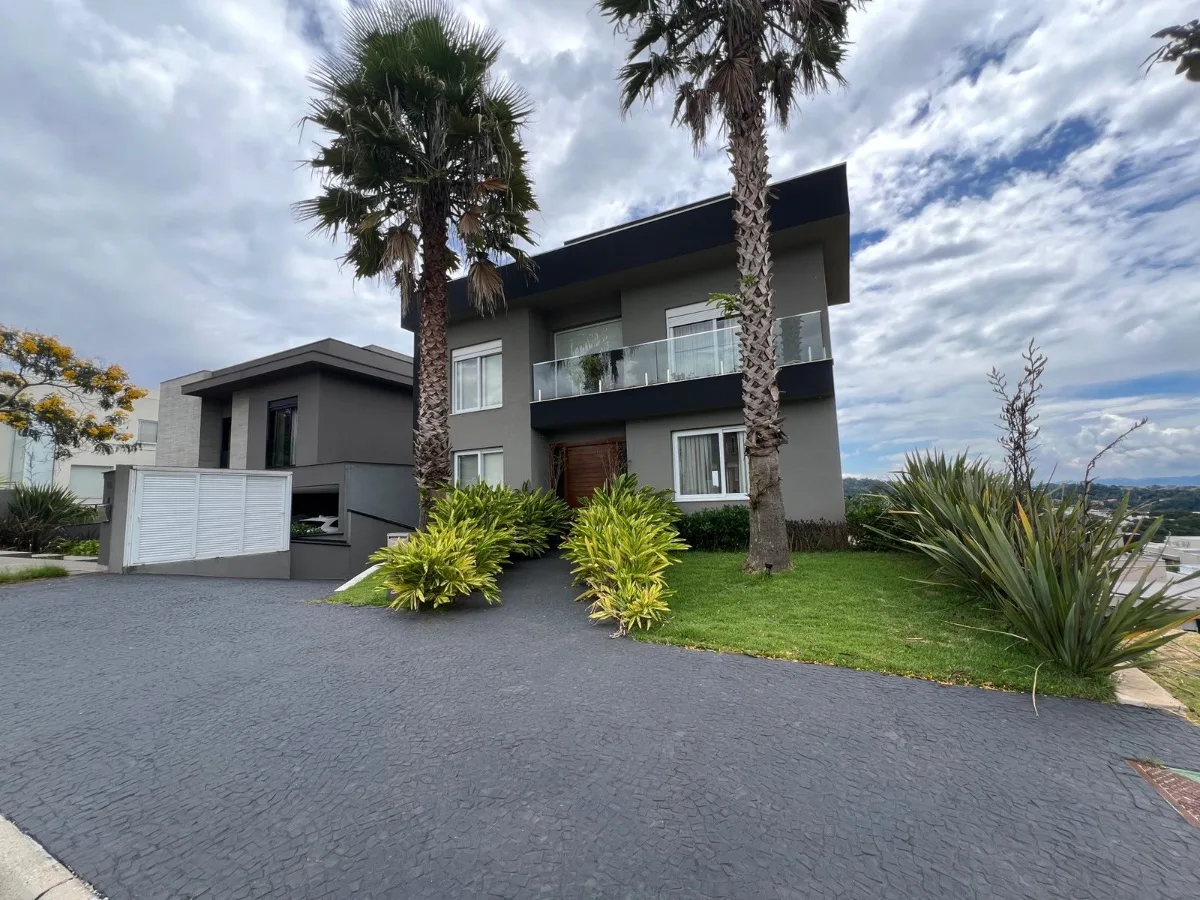 Residência Moderna e Mobiliada no Gênesis II | Vista Permanente, 3 Suítes e Piscina Aquecida - foto 1