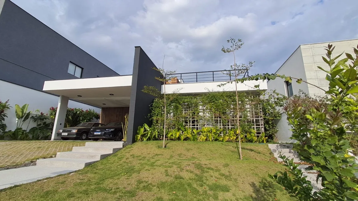 Casa Contemporânea com Energia Solar, Automação e Piscina no Residencial Itahyê | Alphaville - foto 1