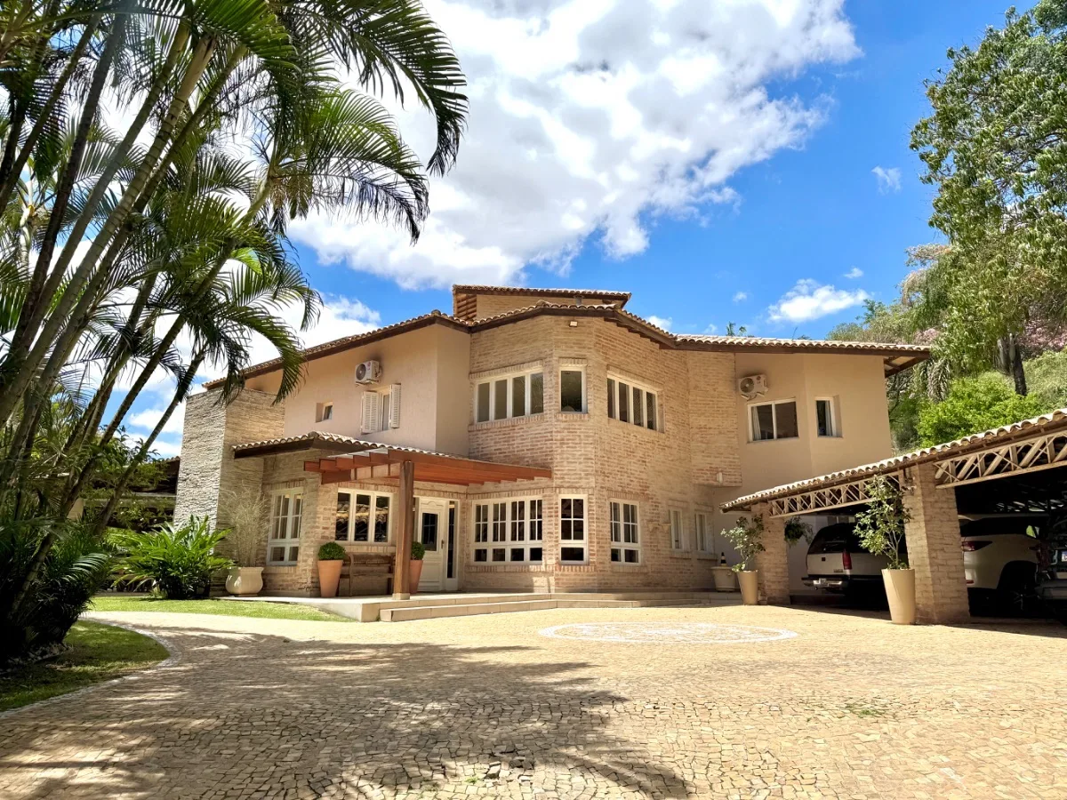 Casa Toscana à Venda no Tamboré 1 | 4.000 m² de Terreno | Privacidade Total - foto 1