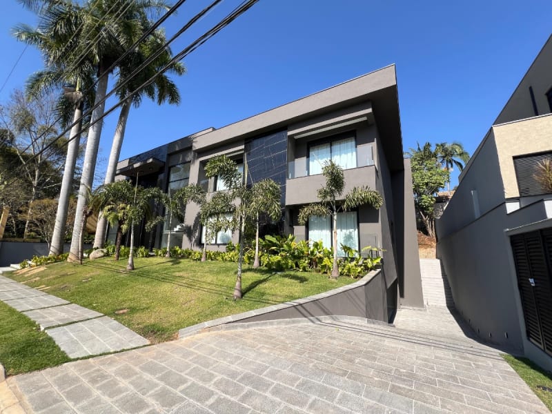 Exclusividade, arquitetura e sofisticação no Alphaville Residencial 1