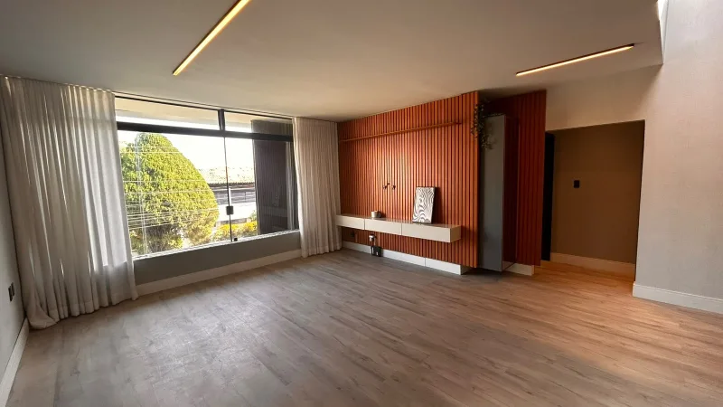 Residência Contemporânea com Automação Completa e Alto Padrão de Acabamento - foto 1