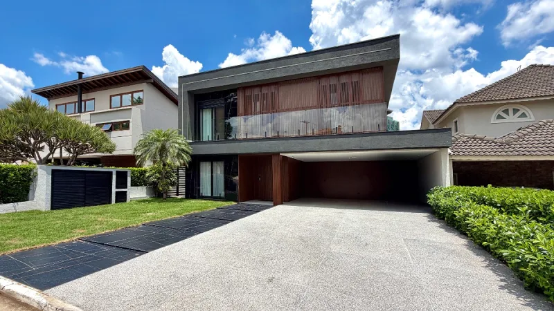 Residência Exclusiva no 18 do Forte | 6 Suítes, Totalmente Mobiliada e Decorada com Lazer Completo - foto 1
