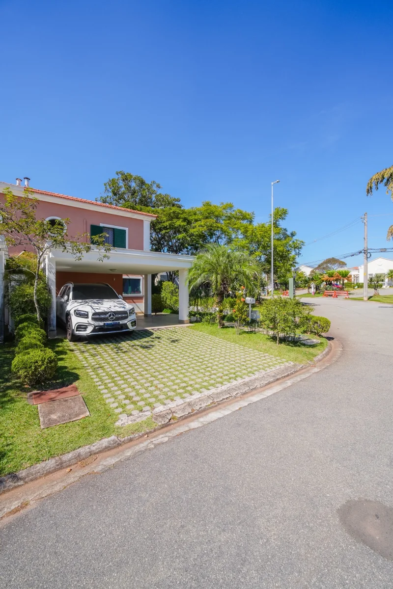 Casa Mobiliada à Venda no Tamboré 4 | 180 m² | 3 Dormitórios  - foto 1