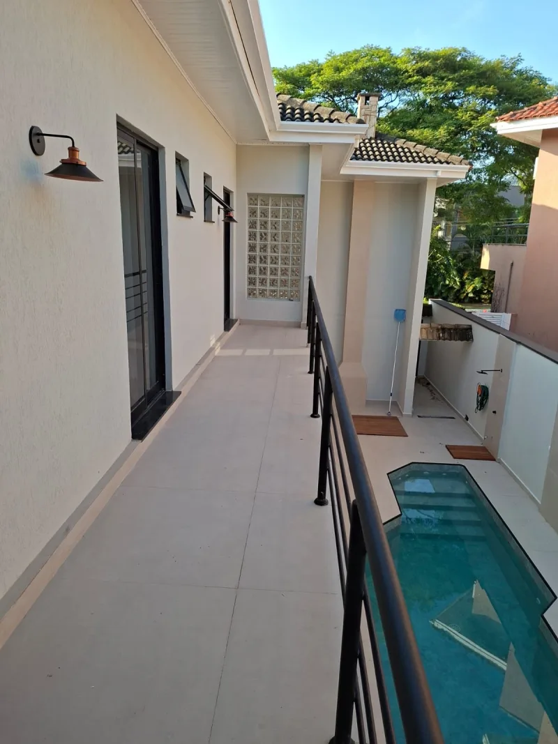 Casa Reformada com 4 Suítes e Piscina no Alphaville 9 - foto 1