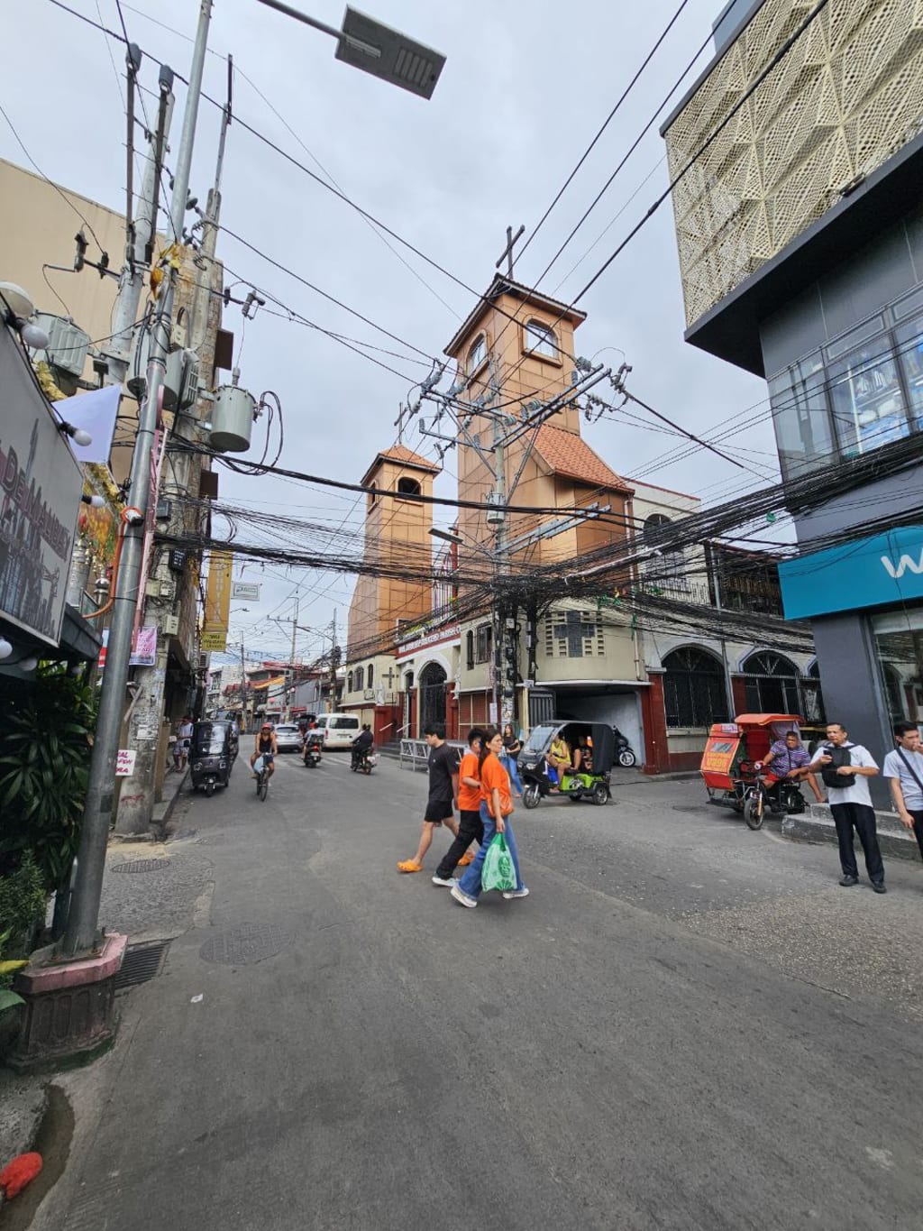 Gallery 2025-12-07 07:07