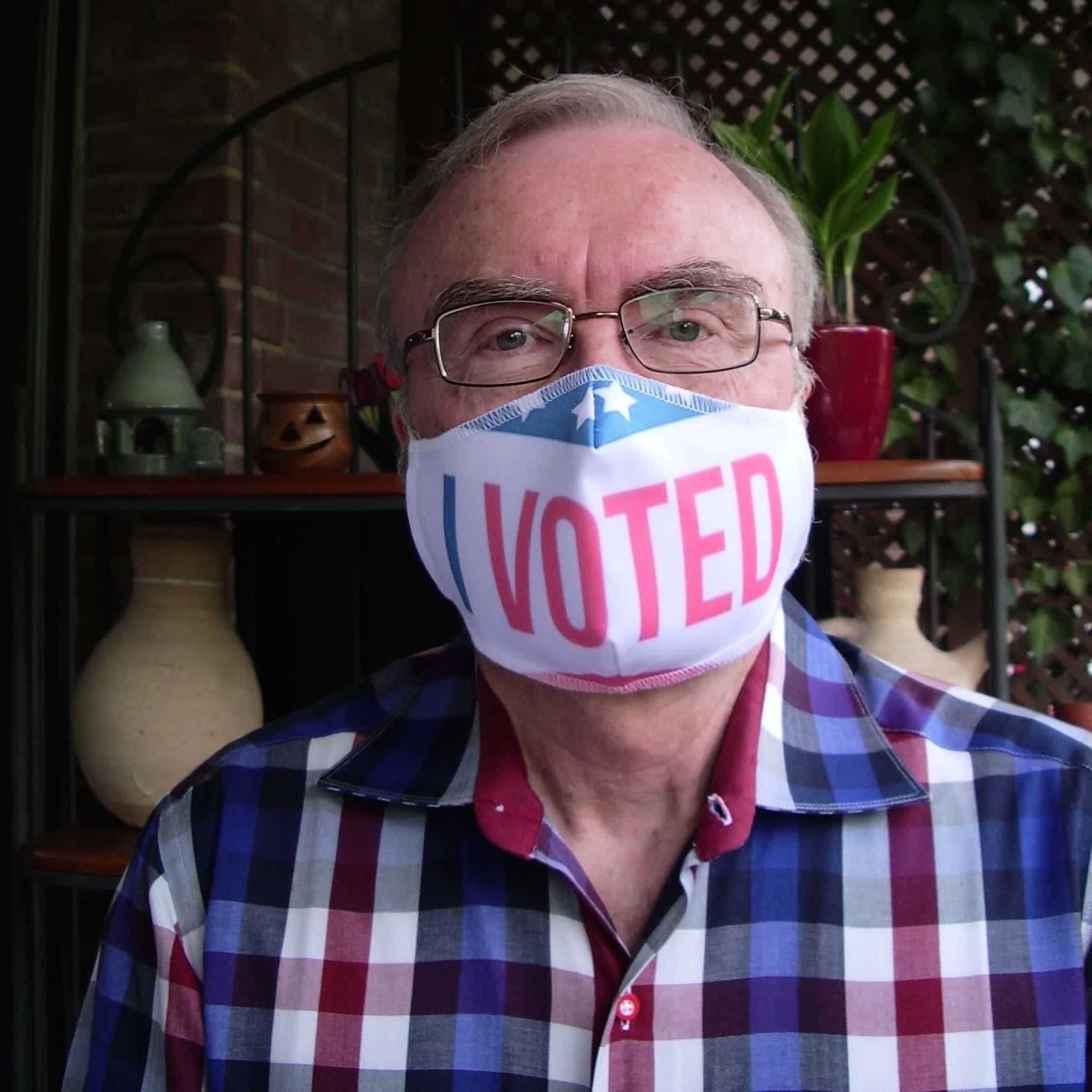 Gerald Loftus with his I Voted face mask