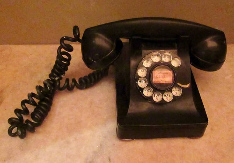 An old-fashioned rotary-dial phone