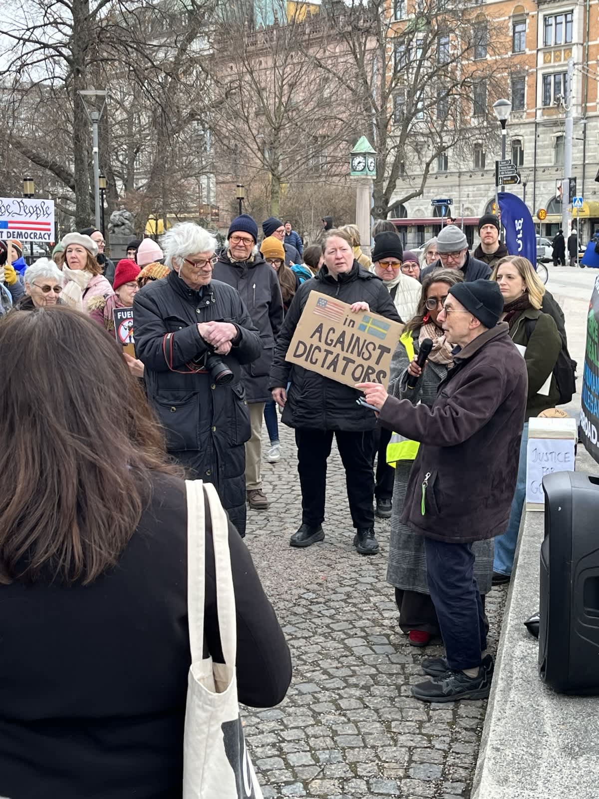 Bill Borden speaking at the No Dictator’s rally on Raoul Wallenberg’s square, Stockholm 28 March 2026.