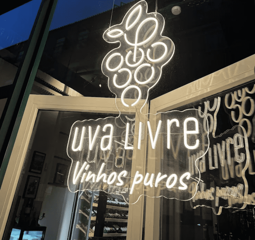 Uva Livre Entrance