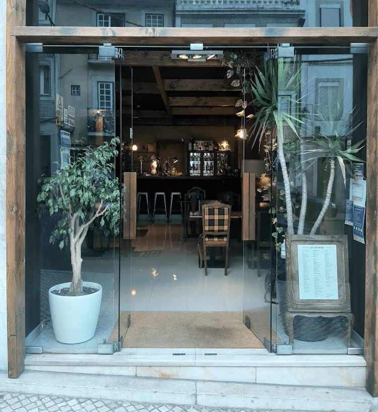 Balzac Exterior
