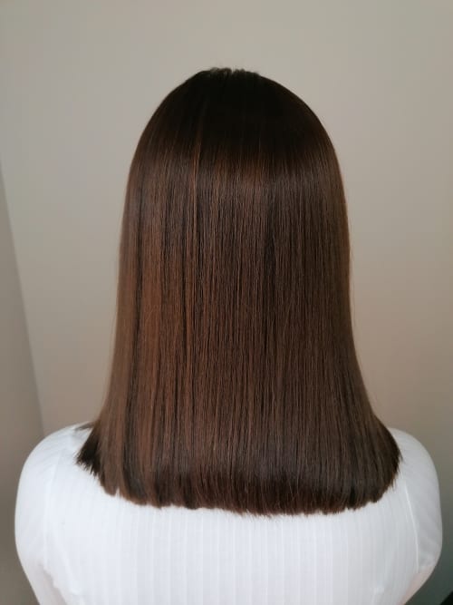 Frisuren-Bild von Sabrina Reichhart auf hairinspo: frau, kopfhaar, wellig, schulterlang, mittelscheitel, longbob, einfarbig, haarfarbe, tönung, dunkelblond, hellbraun, braun