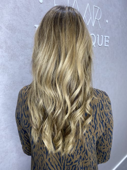 Frisuren-Bild von Haarboutique Katharina Lechner auf hairinspo: frau, kopfhaar, glatt, lang, Haarverdichtung, mehrfarbig, balayage, foilayage, highlights, blond, hellbraun, caramel