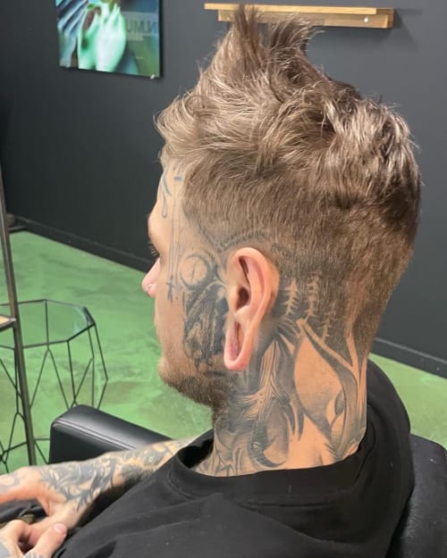 Frisuren-Bild von Steven Brandl auf hairinspo: mann, kopfhaar, glatt, kurz, kurzhaarschnitt, einfarbig, haarfarbe, lavender