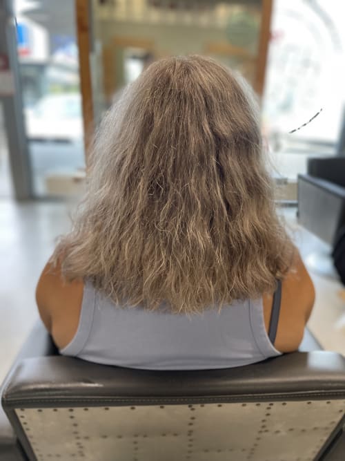 Frisuren-Bild von Jenny Hoppe auf hairinspo: frau, kopfhaar, wellig, schulterlang, locken, mehrfarbig, highlights, hellblond, blond, aschblond Frisuren-Bild von Jenny Hoppe auf hairinspo: frau, kopfhaar, wellig, schulterlang, locken, mehrfarbig, highlights, hellblond, blond, aschblond