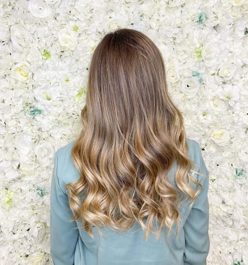 Frisuren-Bild von Hairstyling Sabrina auf hairinspo: frau, kopfhaar, lockig, lang, stufenschnitt, mehrfarbig, balayage, blond Frisuren-Bild von Hairstyling Sabrina auf hairinspo: frau, kopfhaar, lockig, lang, stufenschnitt, mehrfarbig, balayage, blond