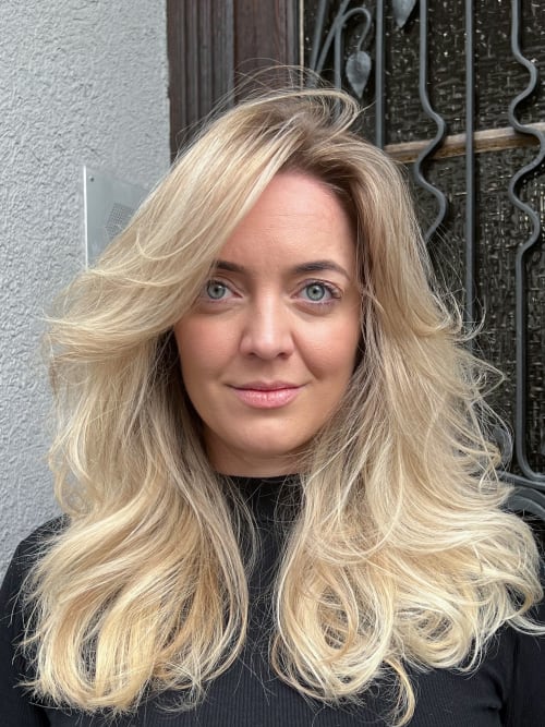 Frisuren-Bild von Luciano Cimmarrusti auf hairinspo: frau, kopfhaar, glatt, lang, stufenschnitt, mehrfarbig, balayage, blond