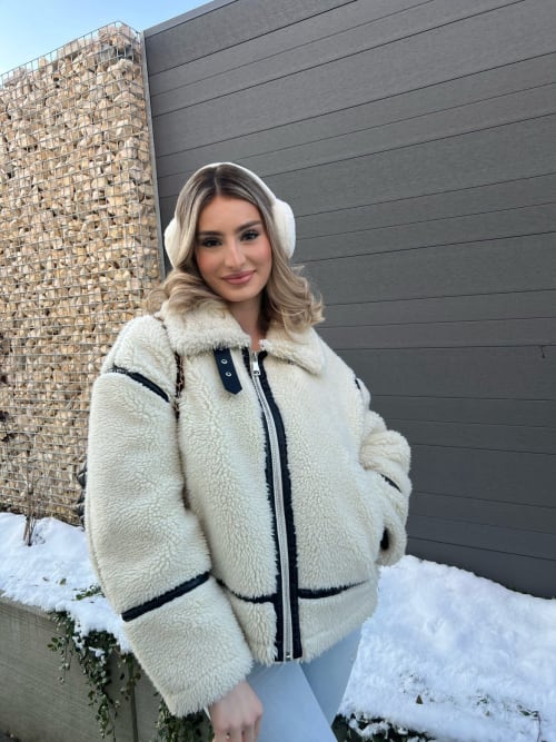 Frisuren-Bild von Vivian Fusko auf hairinspo: frau, kopfhaar, glatt, lang, beachwaves, mehrfarbig, balayage, blond