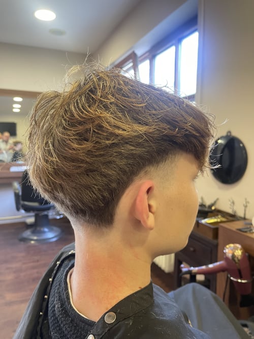 Frisuren-Bild von ThomaLu Luxury hair & photography auf hairinspo: mann, kopfhaar, glatt, kurz, fadecut, einfarbig, keine farbtechnik, dunkelblond