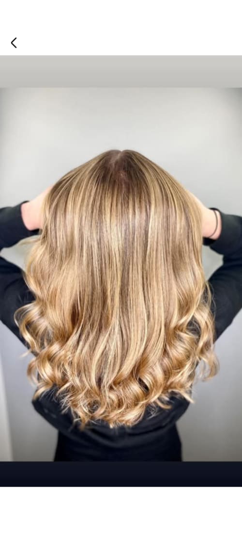 Frisuren-Bild von Alexander Hauser auf hairinspo: frau, kopfhaar, wellig, lang, waves, mehrfarbig, balayage, babylights, blond, peach