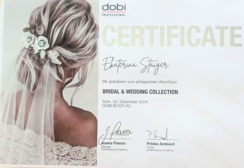 Frisuren-Bild von Ekaterina Staiger auf hairinspo: frau, kopfhaar, wellig, schulterlang, brautfrisur, einfarbig, foilayage, hellblond