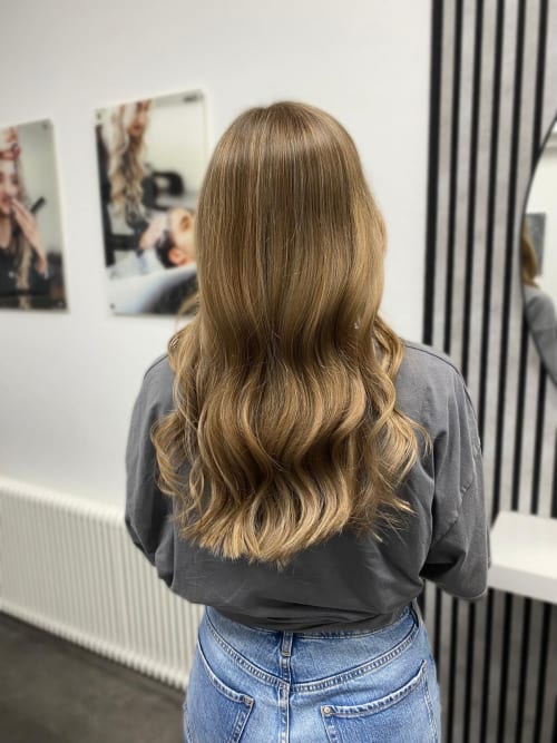 Frisuren-Bild von Friseursalon Haarliebe auf hairinspo: frau, kopfhaar, glatt, lang, beachwaves, mehrfarbig, foilayage, blond