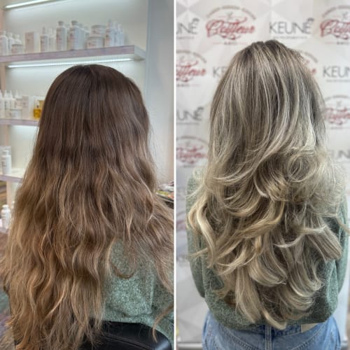 Frisuren-Bild von Coiffeur 4410 auf hairinspo: frau, kopfhaar, wellig, lang, waves, einfarbig, balayage, aschblond