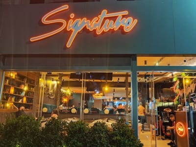 Restaurant Signature