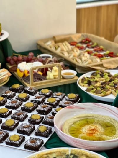 Cozee Coffee & Brunch