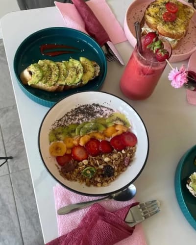 Nineteen brunch and coffee