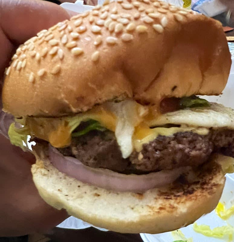 DEL S Chicken Burger