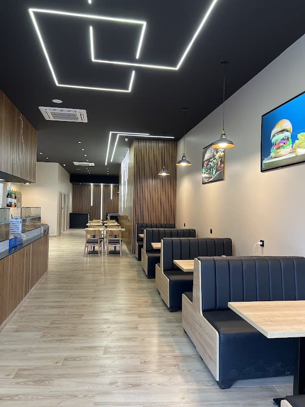 L’authentic , Boulevard des Lions