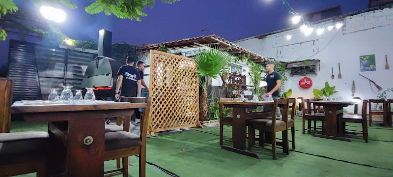 Restaurant À La Cabane