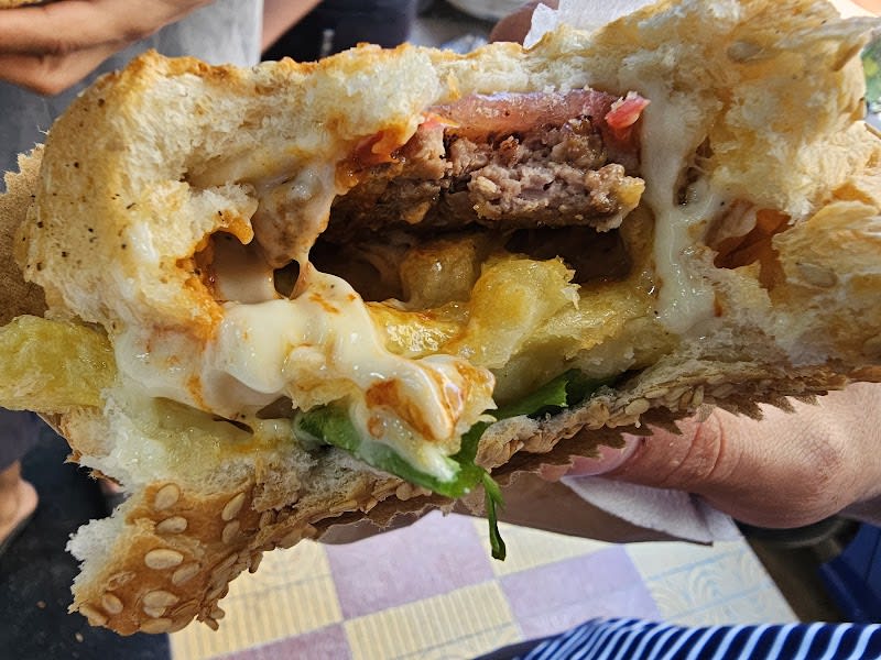 Djelloul Cheeseburger