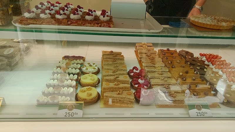 Royale Pâtisserie