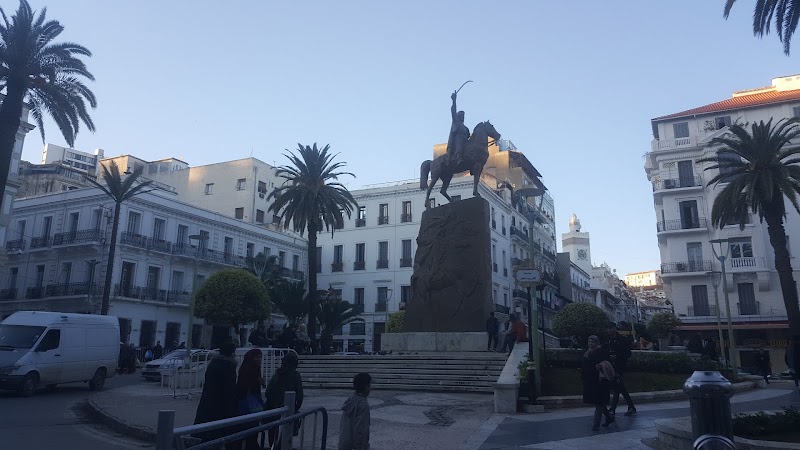 Place de l'Émir-Abdelkader